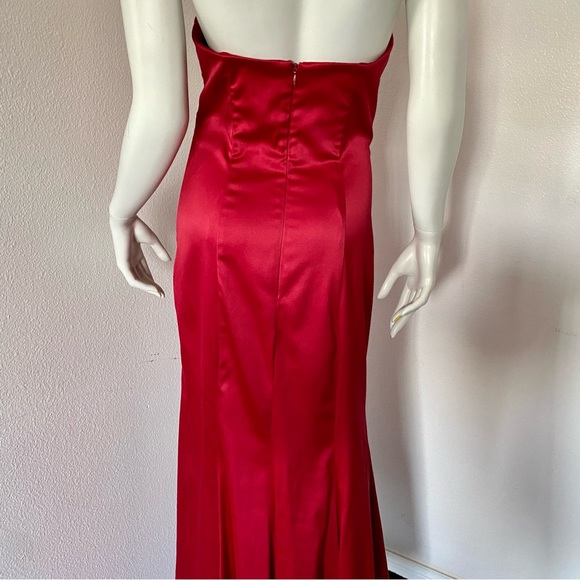 PROM Red Satin Gown with Sweetheart Neckline - Picture 4 of 9
